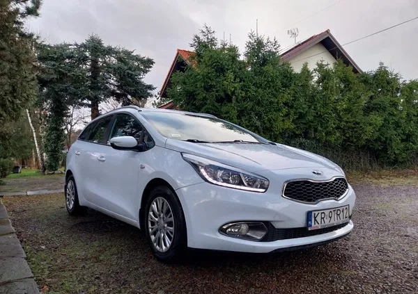 kia wielkopolskie Kia Ceed cena 32800 przebieg: 194000, rok produkcji 2014 z Sulechów